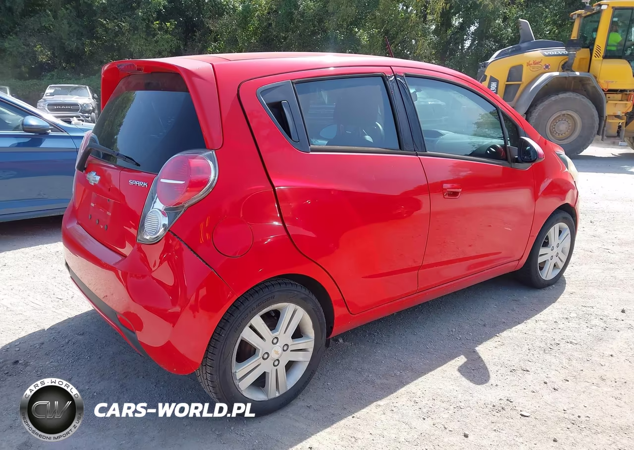 2014 Chevrolet Spark 1Lt Auto VIN:KL8CD6S9XEC564656 - 4