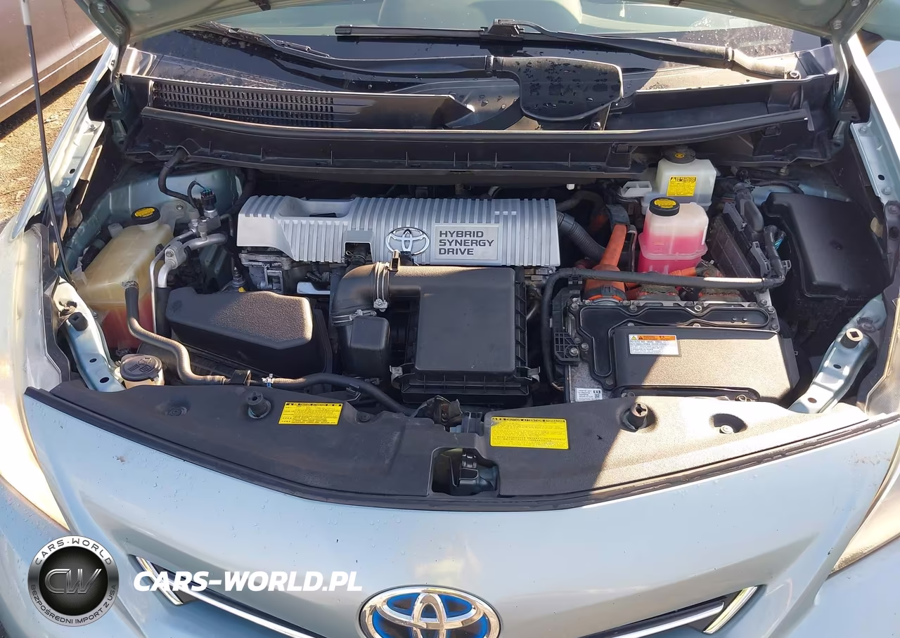 2013 Toyota Prius V Three VIN:JTDZN3EU2D3272723 - 10