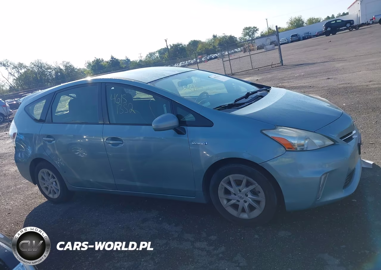 2013 Toyota Prius V Three VIN:JTDZN3EU2D3272723 - 13