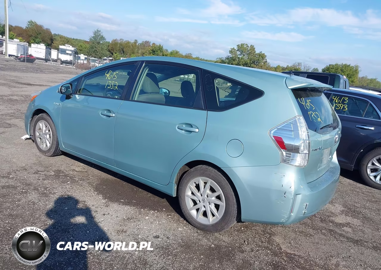 2013 Toyota Prius V Three VIN:JTDZN3EU2D3272723 - 3