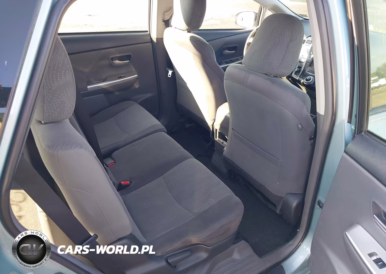 2013 Toyota Prius V Three VIN:JTDZN3EU2D3272723 - 8