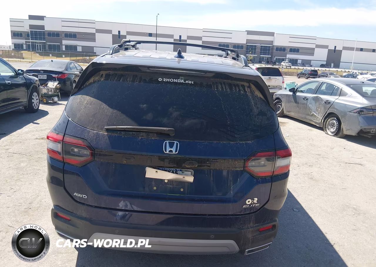 2025 Honda Pilot Elite VIN:5FNYG1H8XSB055073 - 15