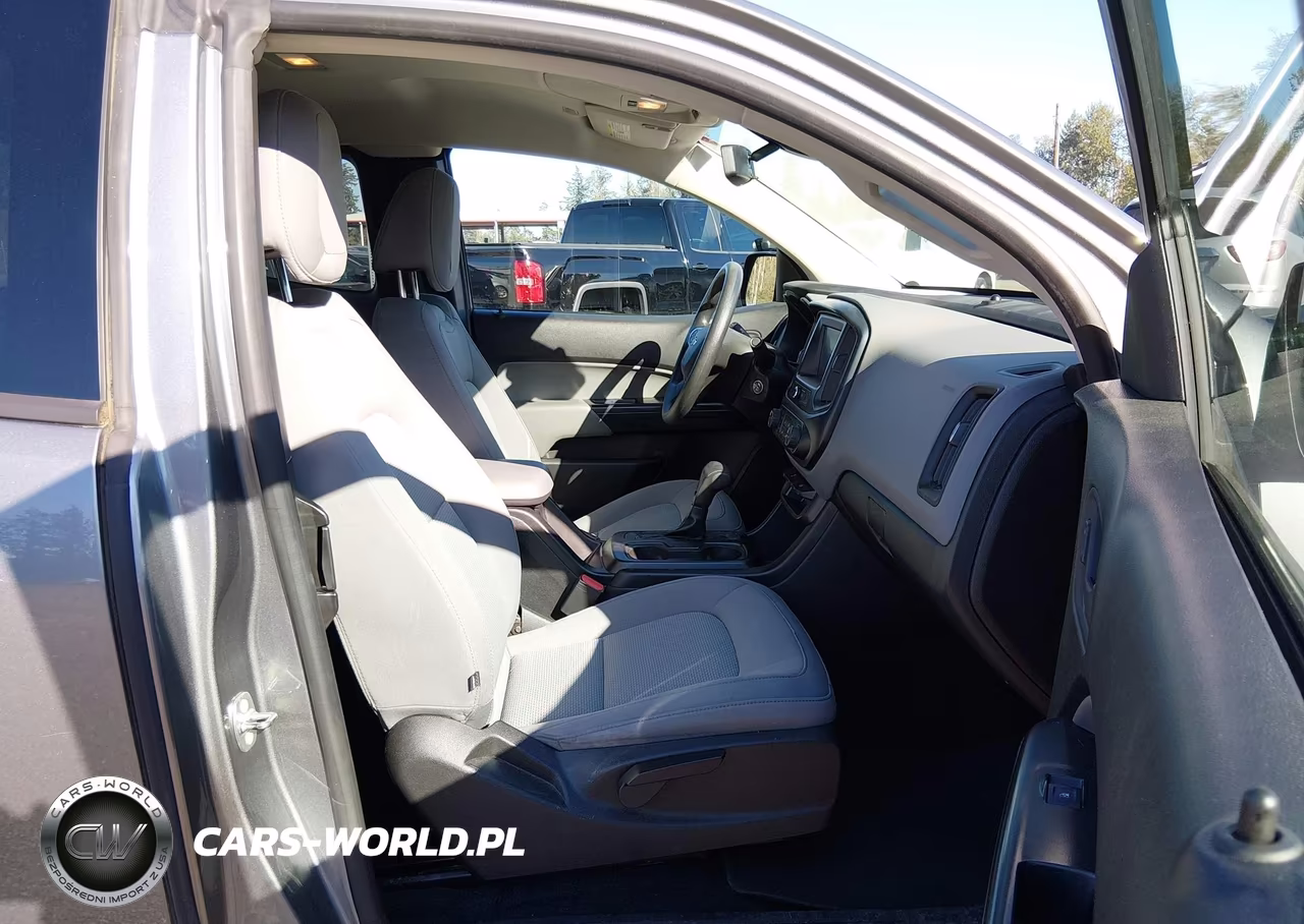 2018 Chevrolet Colorado Wt VIN:1GCHSBEA3J1268434 - 5