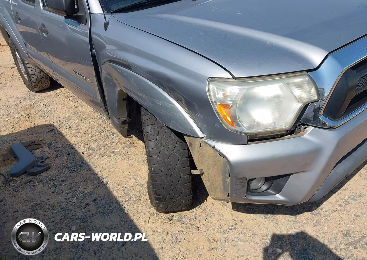 2015 Toyota Tacoma Prerunner V6 VIN:5TFJU4GNXFX082093 - 6