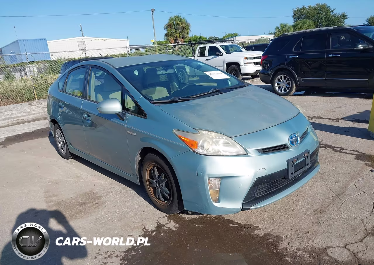 2014 Toyota Prius Three VIN:JTDKN3DU9E1757408 - 1