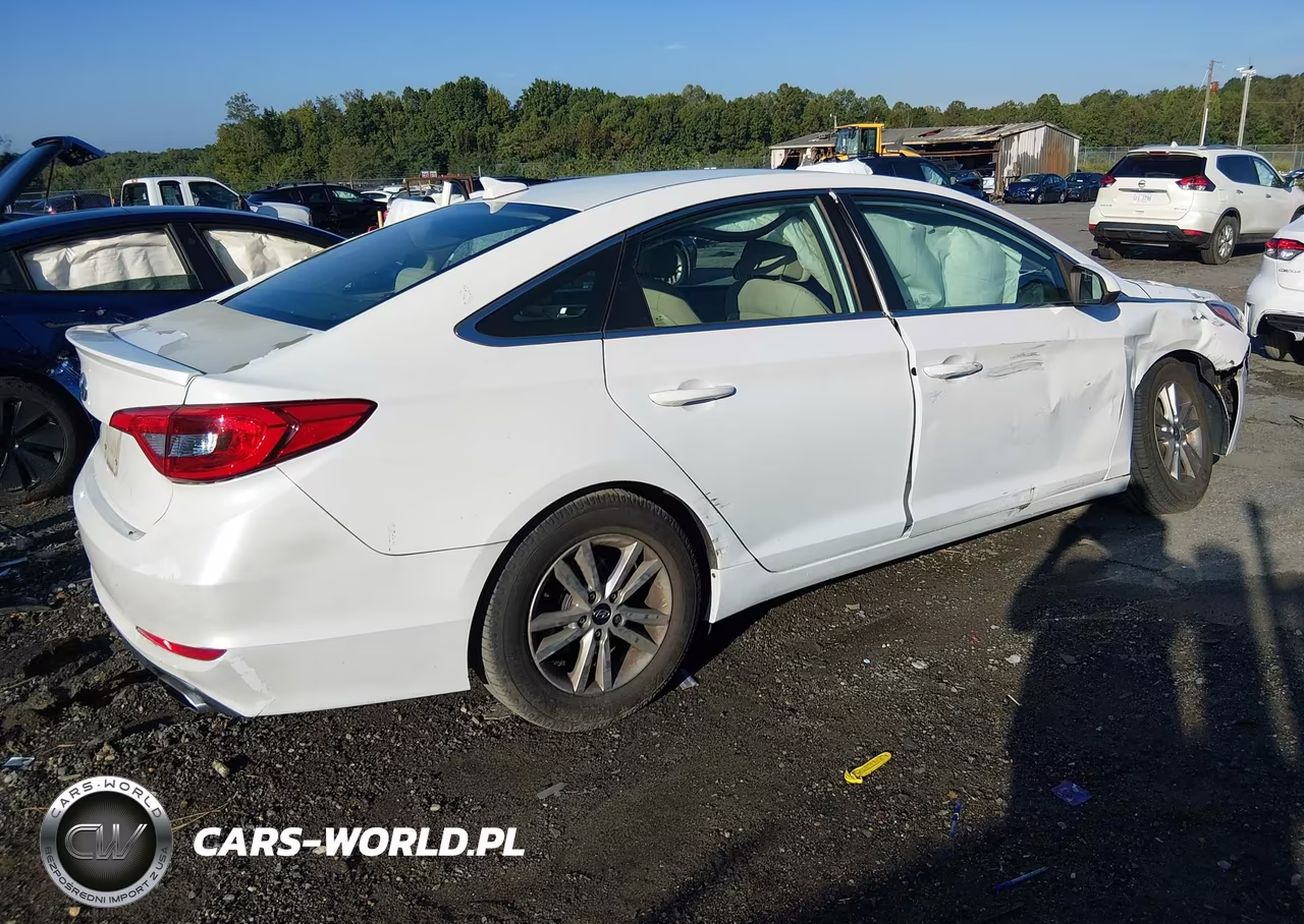 2015 Hyundai Sonata Se VIN:5NPE24AF8FH146121 - 4