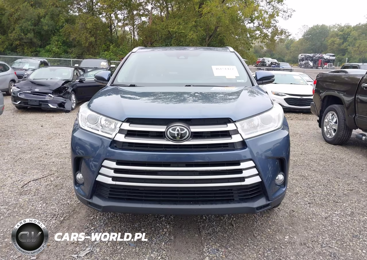 2017 Toyota Highlander Xle VIN:5TDJZRFH4HS366788 - 12