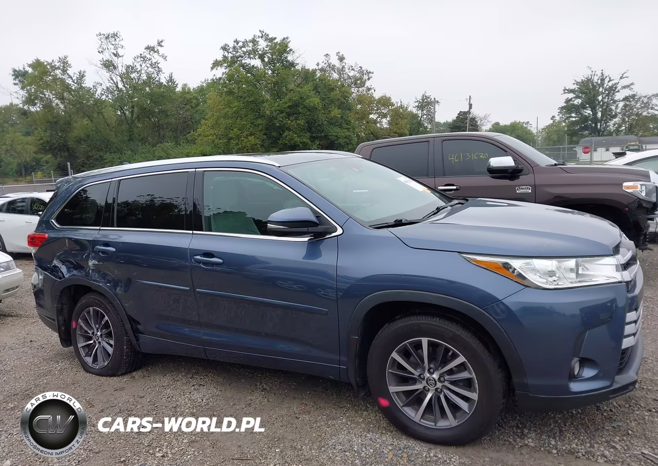 2017 Toyota Highlander Xle VIN:5TDJZRFH4HS366788 - 13