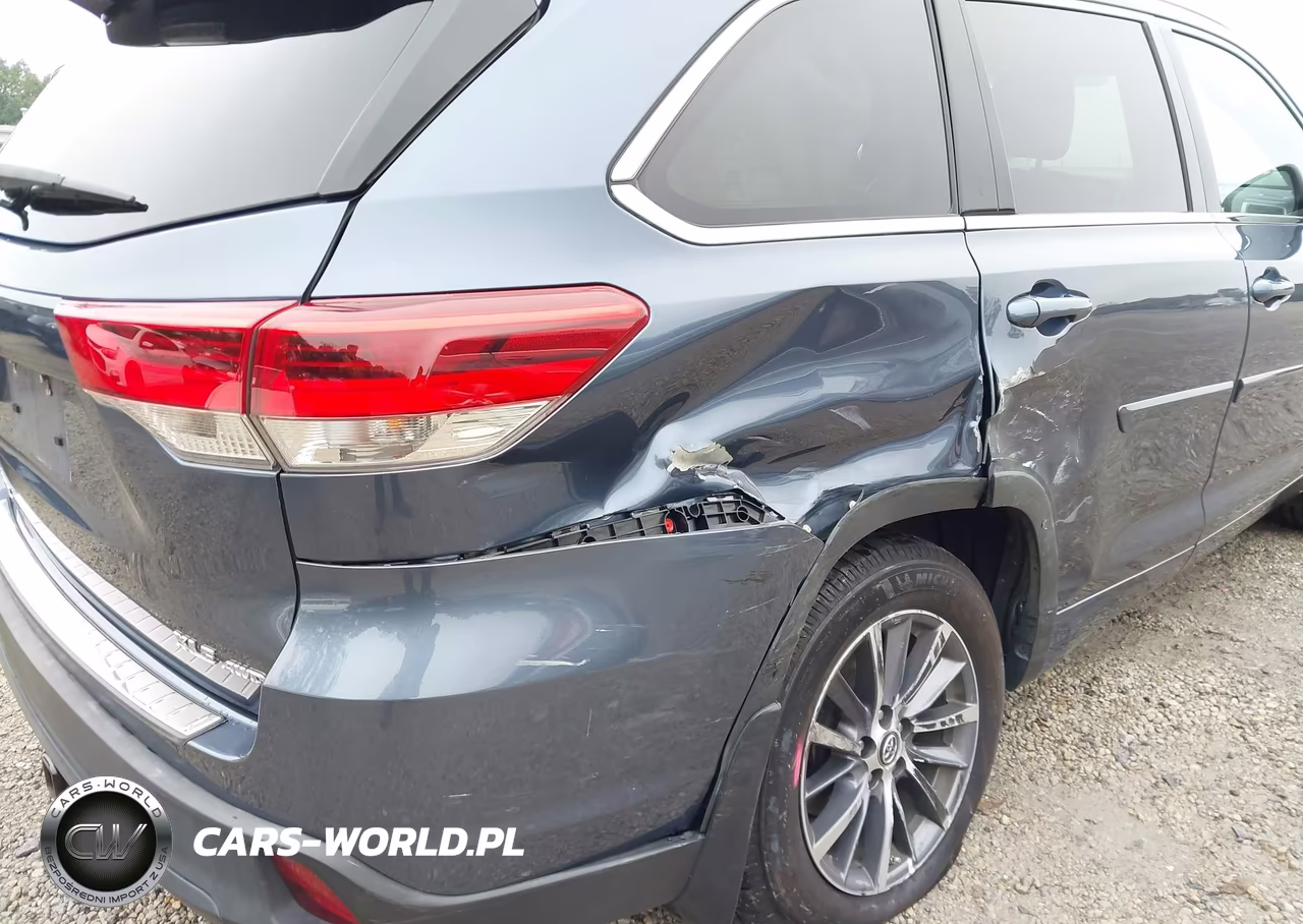 2017 Toyota Highlander Xle VIN:5TDJZRFH4HS366788 - 6