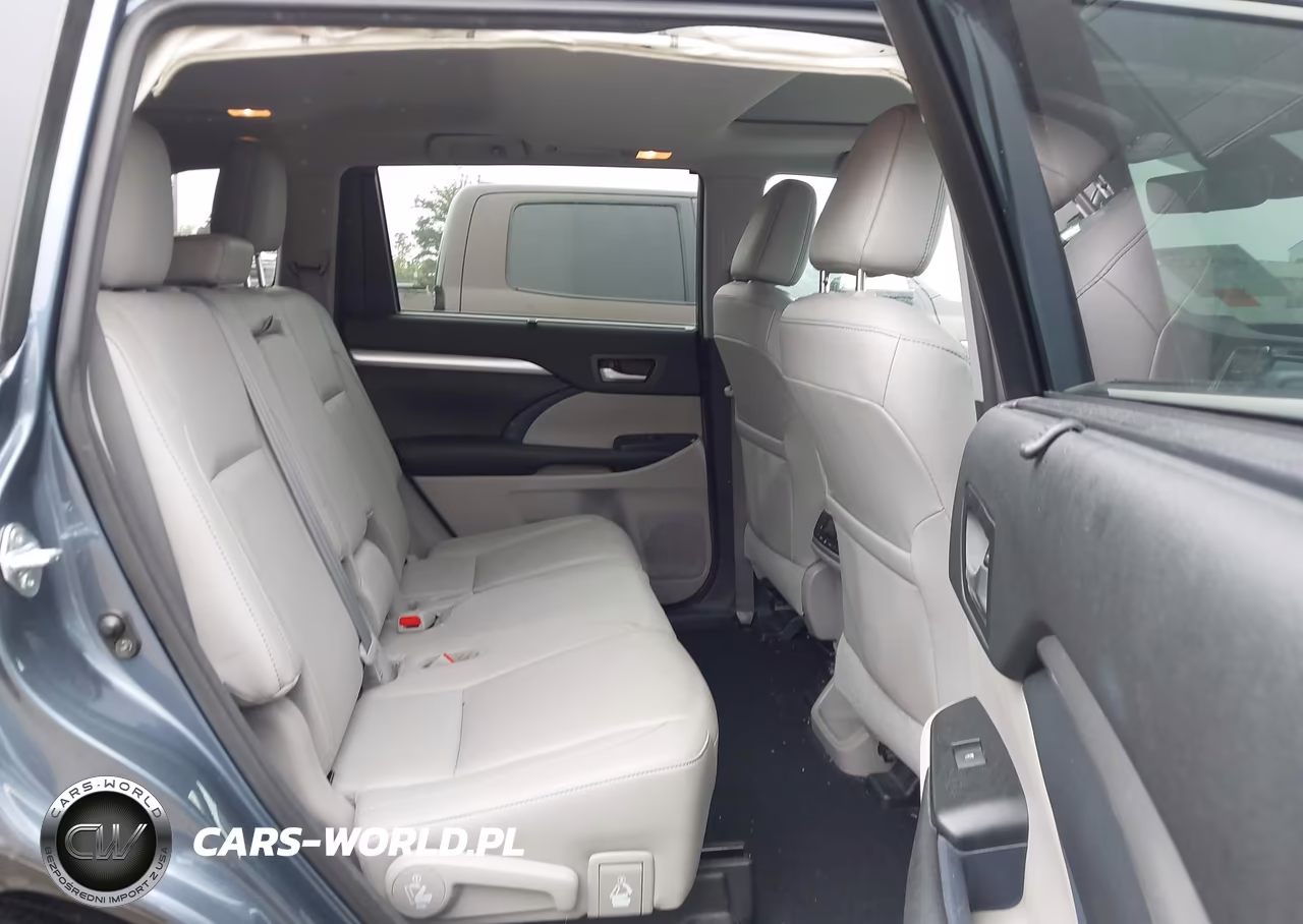 2017 Toyota Highlander Xle VIN:5TDJZRFH4HS366788 - 8