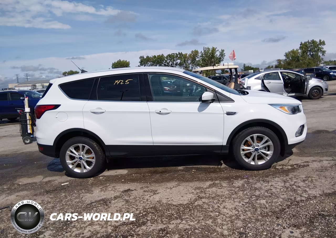 2019 Ford Escape Se VIN:1FMCU9GD2KUA42689 - 13