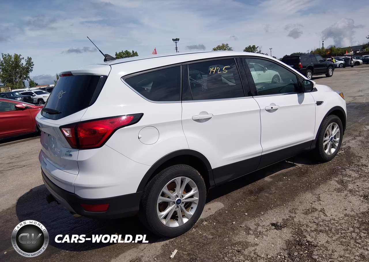 2019 Ford Escape Se VIN:1FMCU9GD2KUA42689 - 4