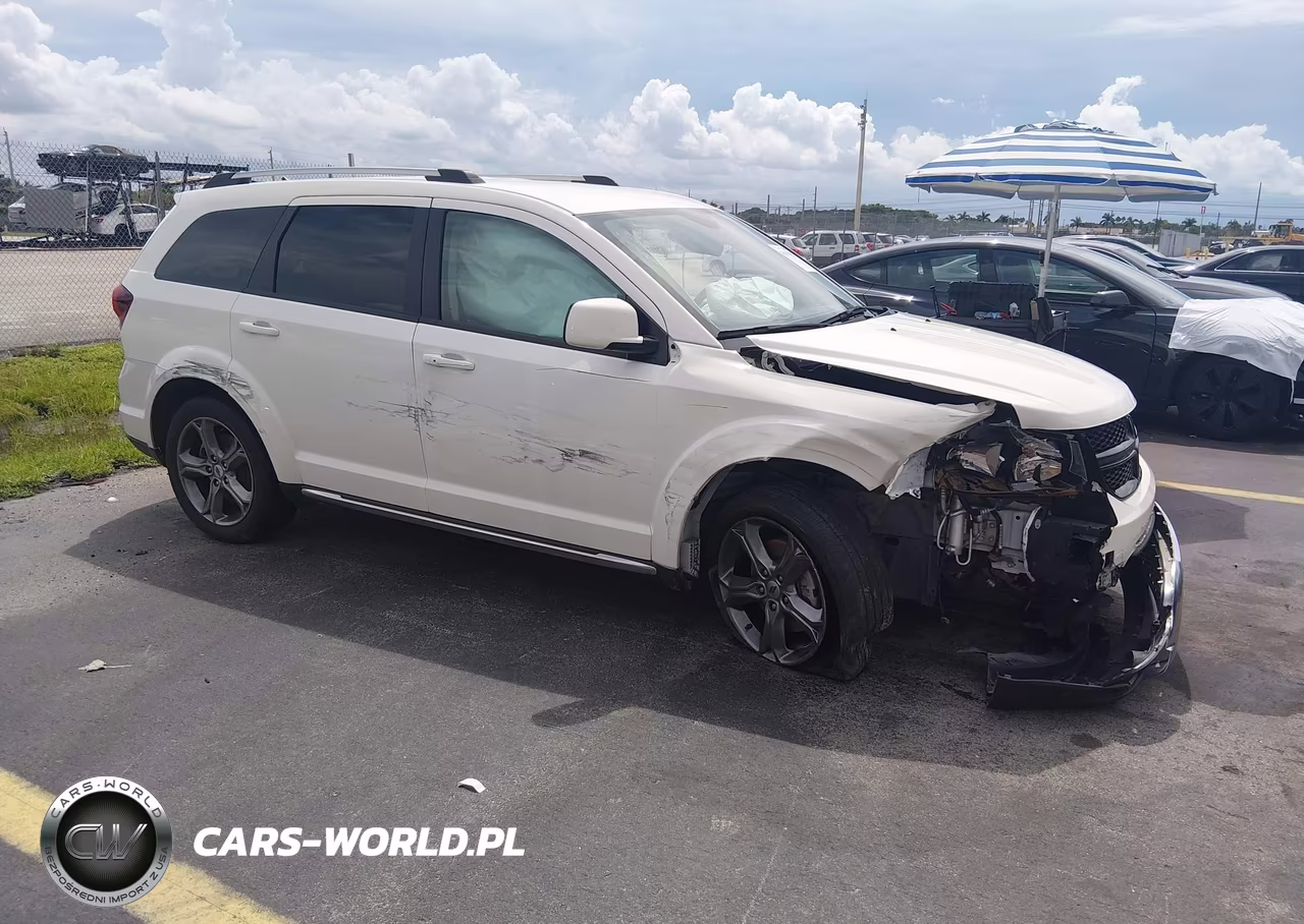 2018 Dodge Journey Crossroad VIN:3C4PDCGG0JT166577 - 1