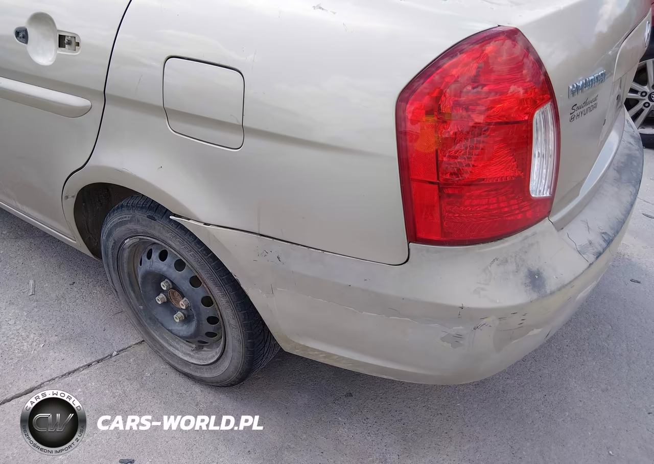 2006 Hyundai Accent Gls VIN:KMHCN46C56U027232 - 14