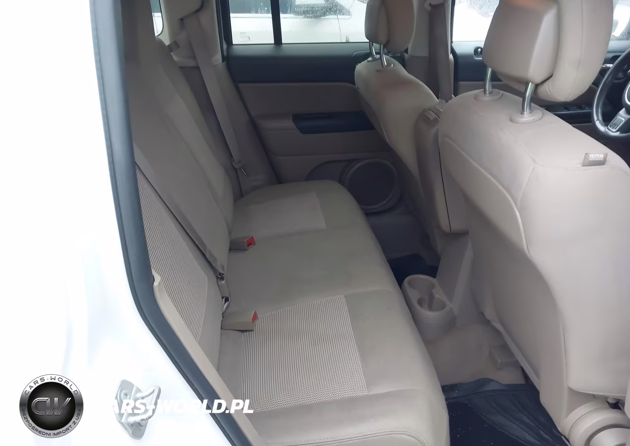 2015 Jeep Patriot Latitude VIN:1C4NJRFB9FD188373 - 8