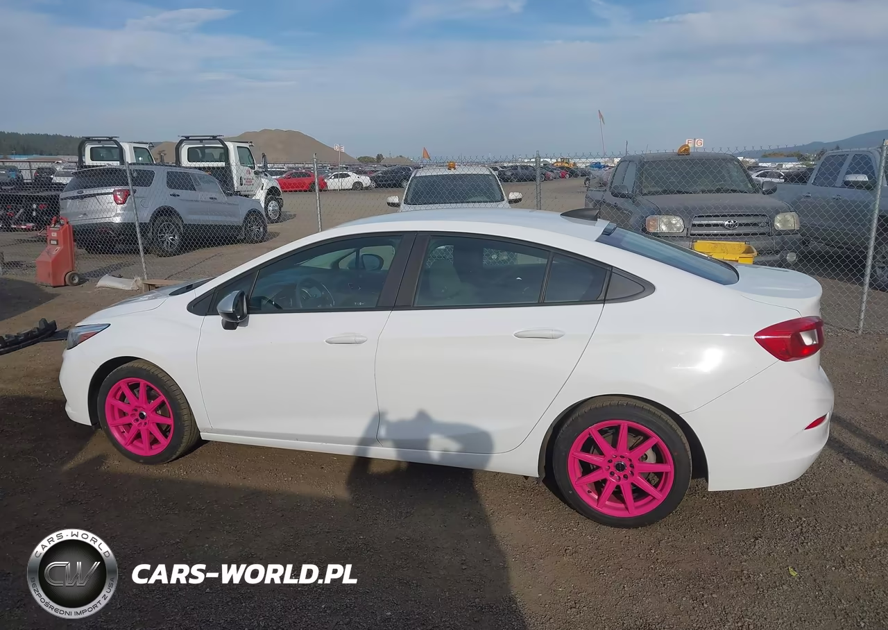 2016 Chevrolet Cruze Ls Auto VIN:1G1BC5SMXG7267296 - 14