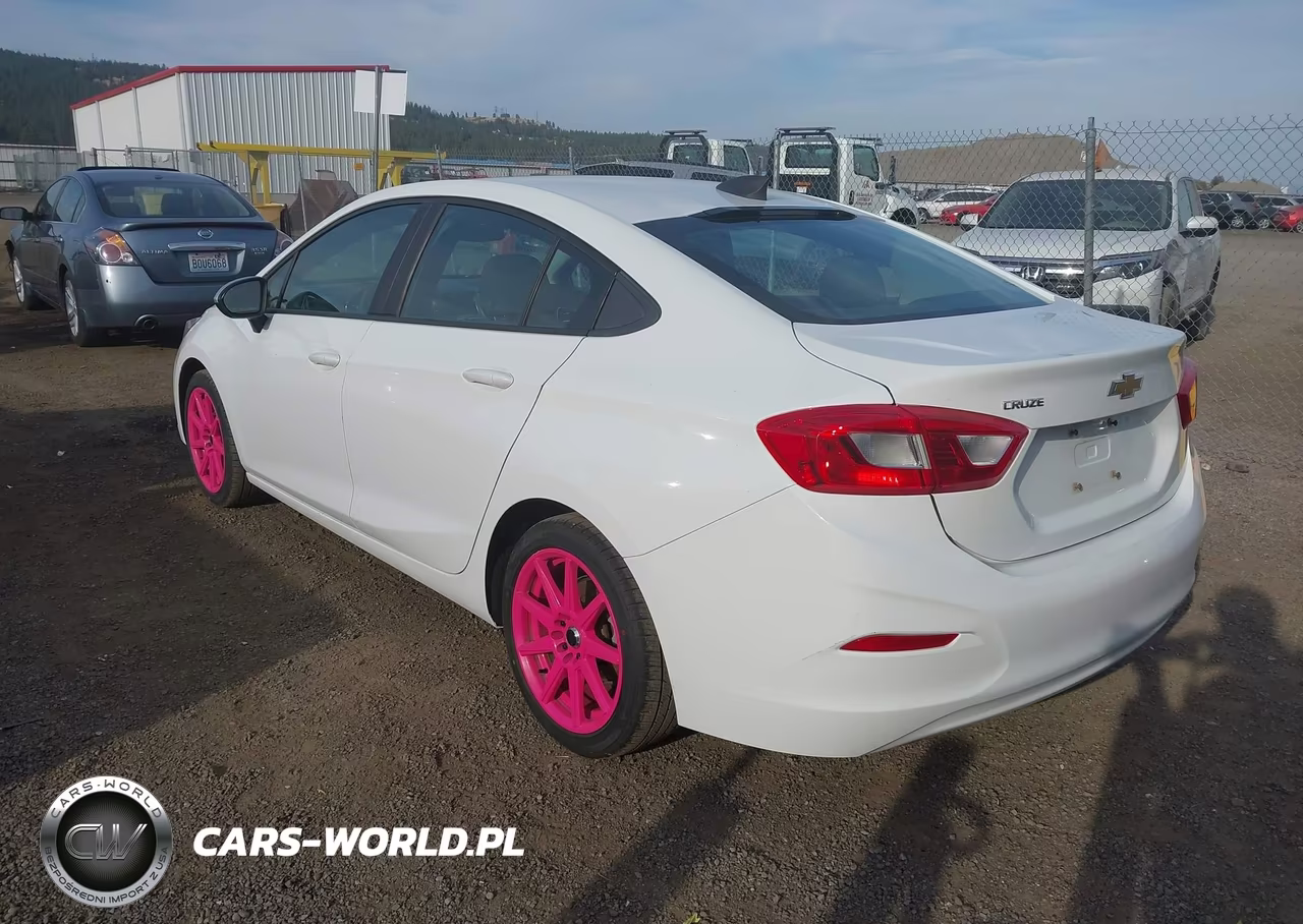 2016 Chevrolet Cruze Ls Auto VIN:1G1BC5SMXG7267296 - 3