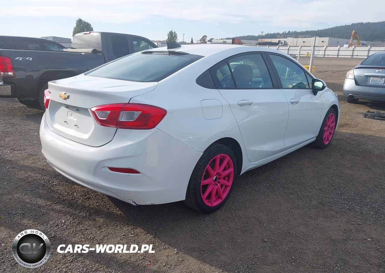 2016 Chevrolet Cruze Ls Auto VIN:1G1BC5SMXG7267296 - 4