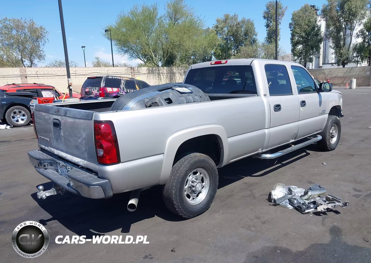 2007 Chevrolet Silverado 2500Hd Classic Lt2 VIN:1GBHK23DX7F174788 - 4
