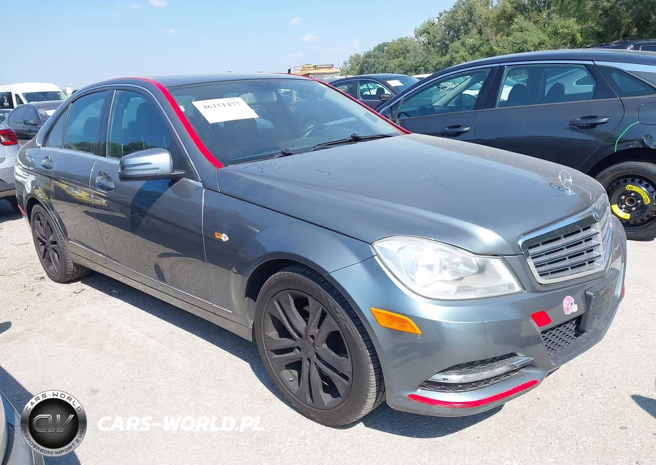 2012 Mercedes-Benz C 300 Luxury 4Matic-Sport 4Matic