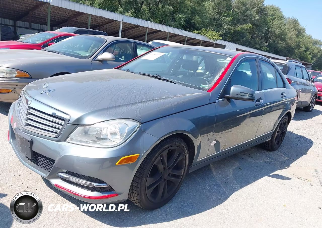 2012 Mercedes-Benz C 300 Luxury 4Matic-Sport 4Matic VIN:WDDGF8BB5CA615187 - 2