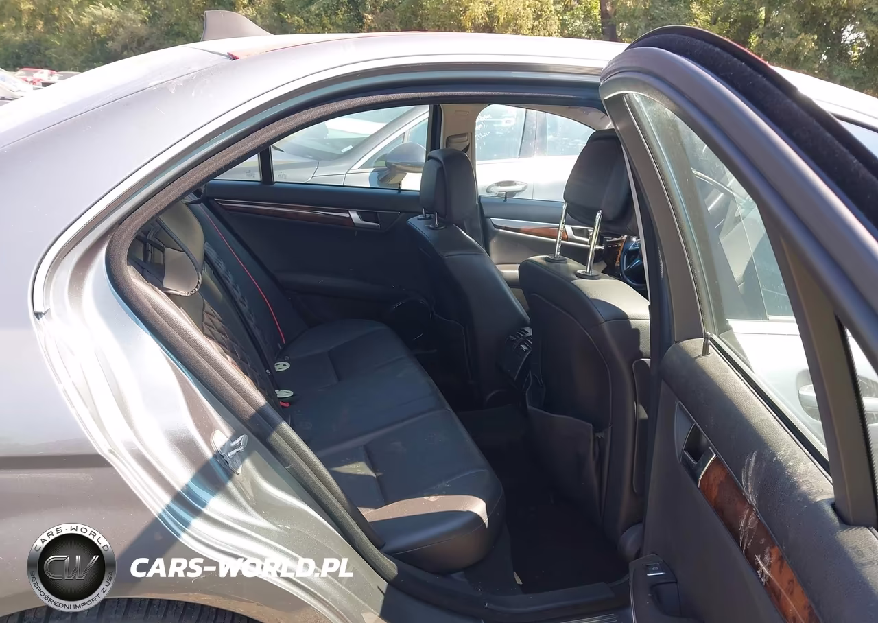 2012 Mercedes-Benz C 300 Luxury 4Matic-Sport 4Matic VIN:WDDGF8BB5CA615187 - 8