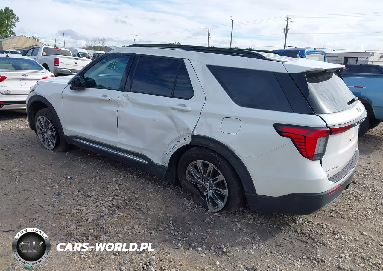 2025 Ford Explorer Active VIN:1FMUK8DH8SGA14535 - 3
