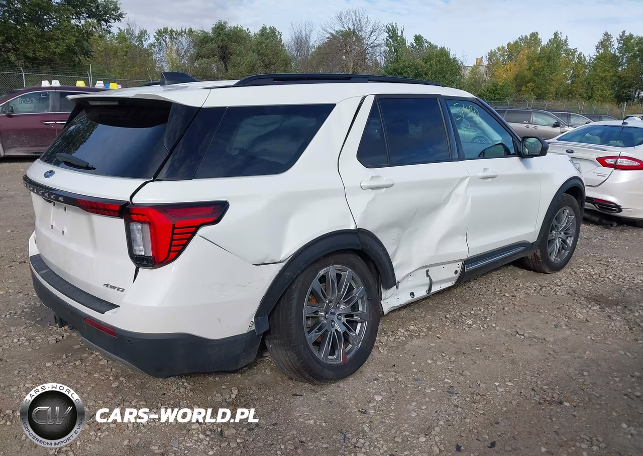 2025 Ford Explorer Active VIN:1FMUK8DH8SGA14535 - 4