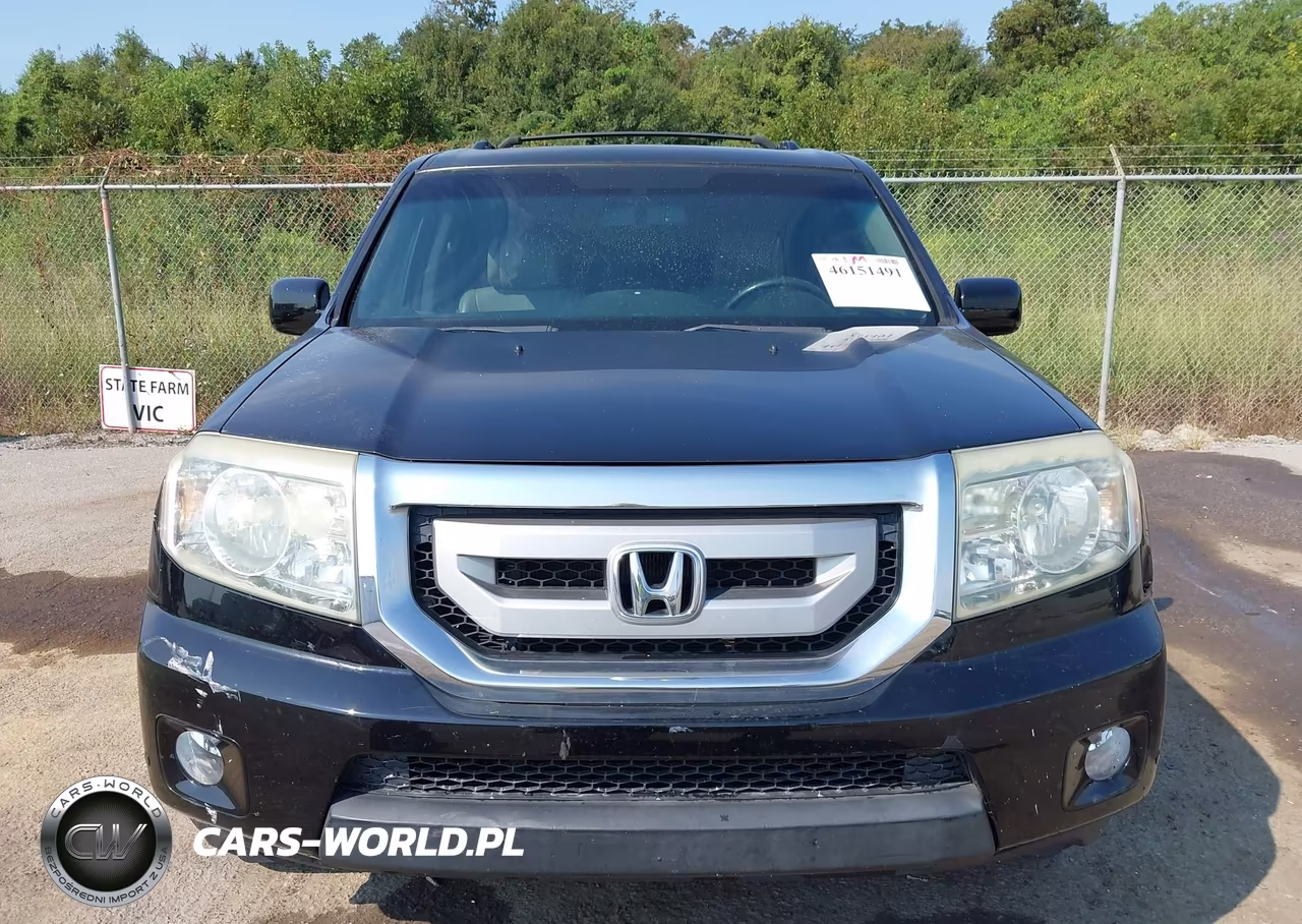 2011 Honda Pilot Touring VIN:5FNYF3H93BB052104 - 12