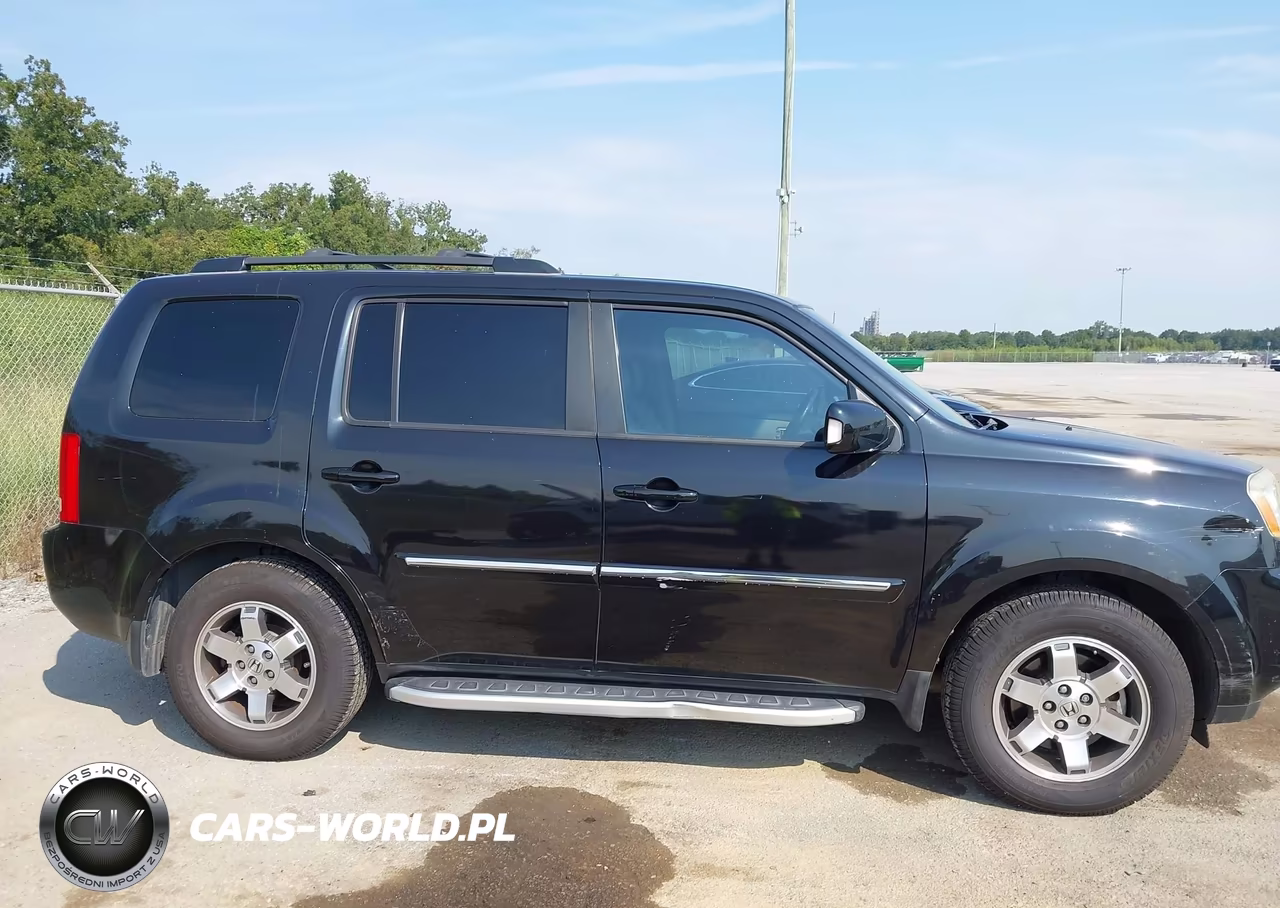 2011 Honda Pilot Touring VIN:5FNYF3H93BB052104 - 13