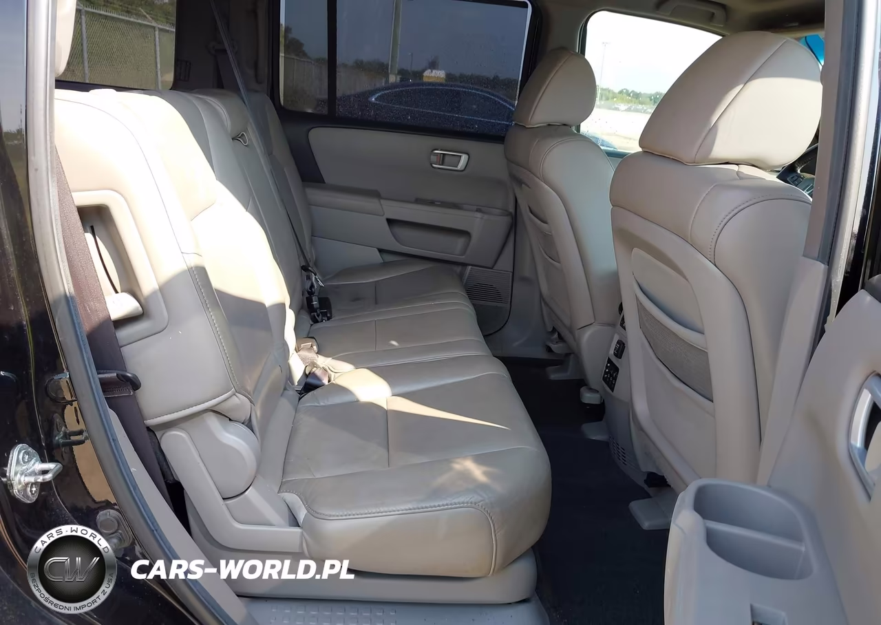 2011 Honda Pilot Touring VIN:5FNYF3H93BB052104 - 8