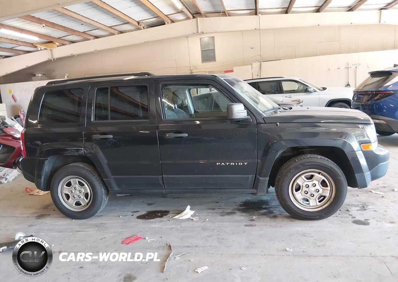 2016 Jeep Patriot VIN:1C4NJPBA4GD562200 - 13