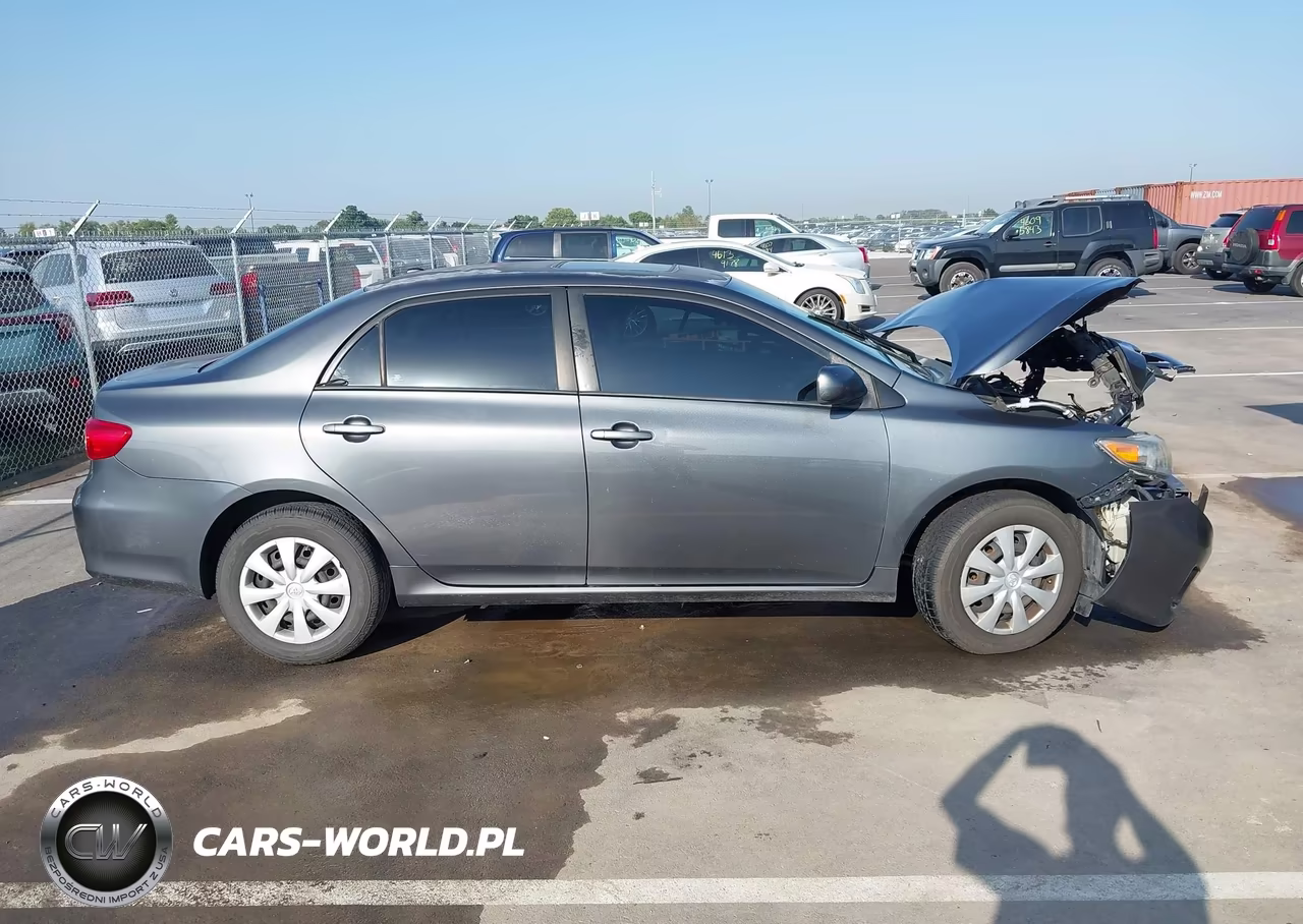2011 Toyota Corolla Le VIN:2T1BU4EE2BC597136 - 13