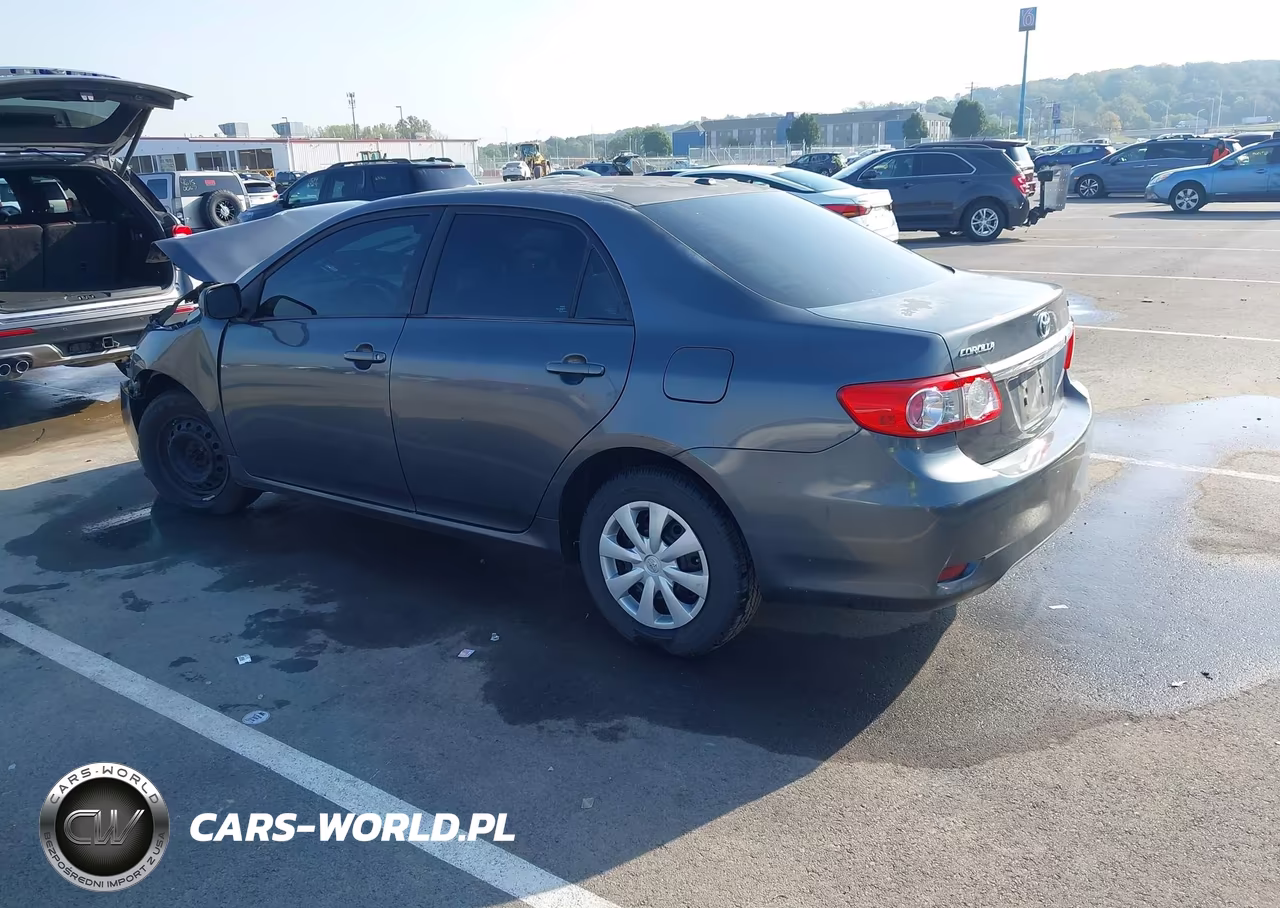 2011 Toyota Corolla Le VIN:2T1BU4EE2BC597136 - 3