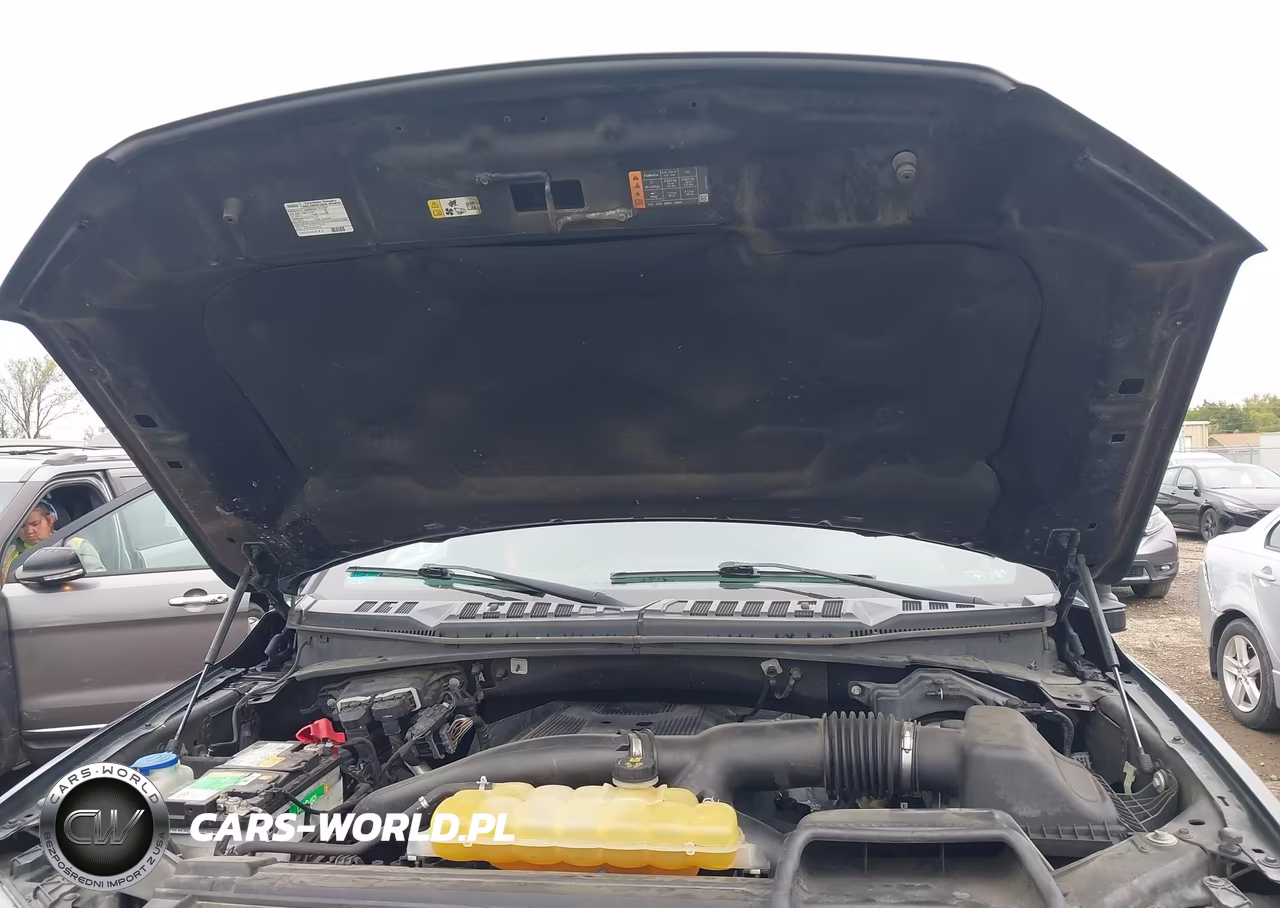 2018 Ford F-150 Lariat VIN:1FTEW1EG0JFB25031 - 10