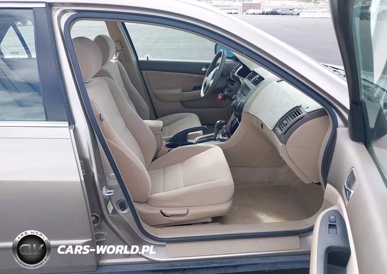 2006 Honda Accord Lx VIN:JHMCM56426C002752 - 5