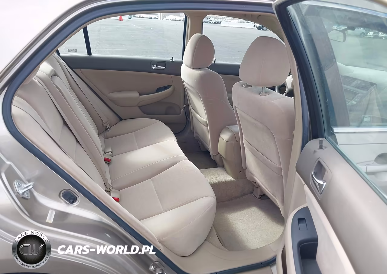 2006 Honda Accord Lx VIN:JHMCM56426C002752 - 8