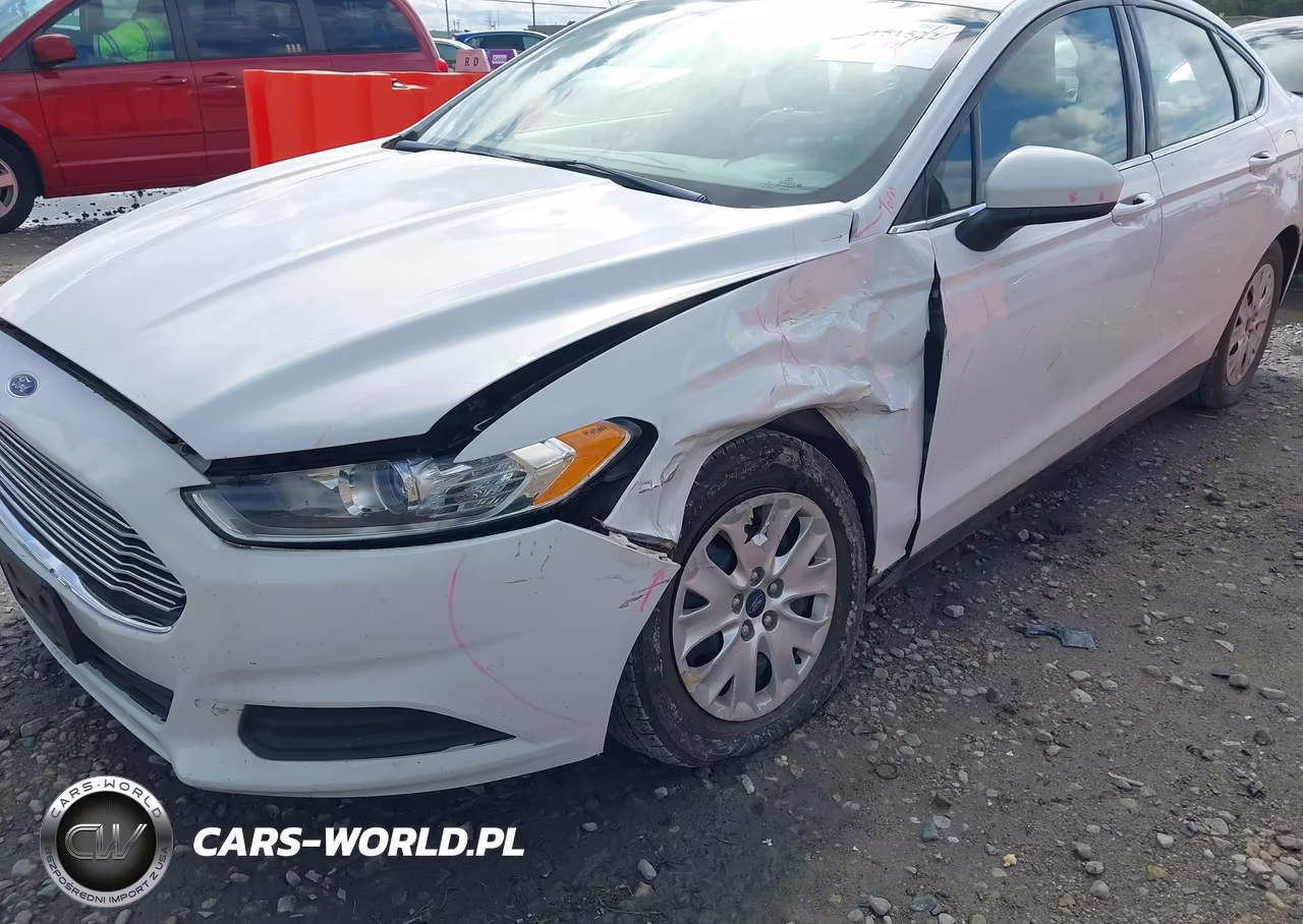 2014 Ford Fusion S VIN:3FA6P0G77ER322429 - 6