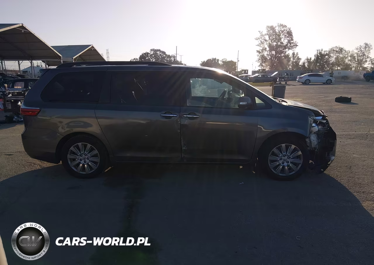 2015 Toyota Sienna Limited Premium 7 Passenger VIN:5TDYK3DC8FS592918 - 13
