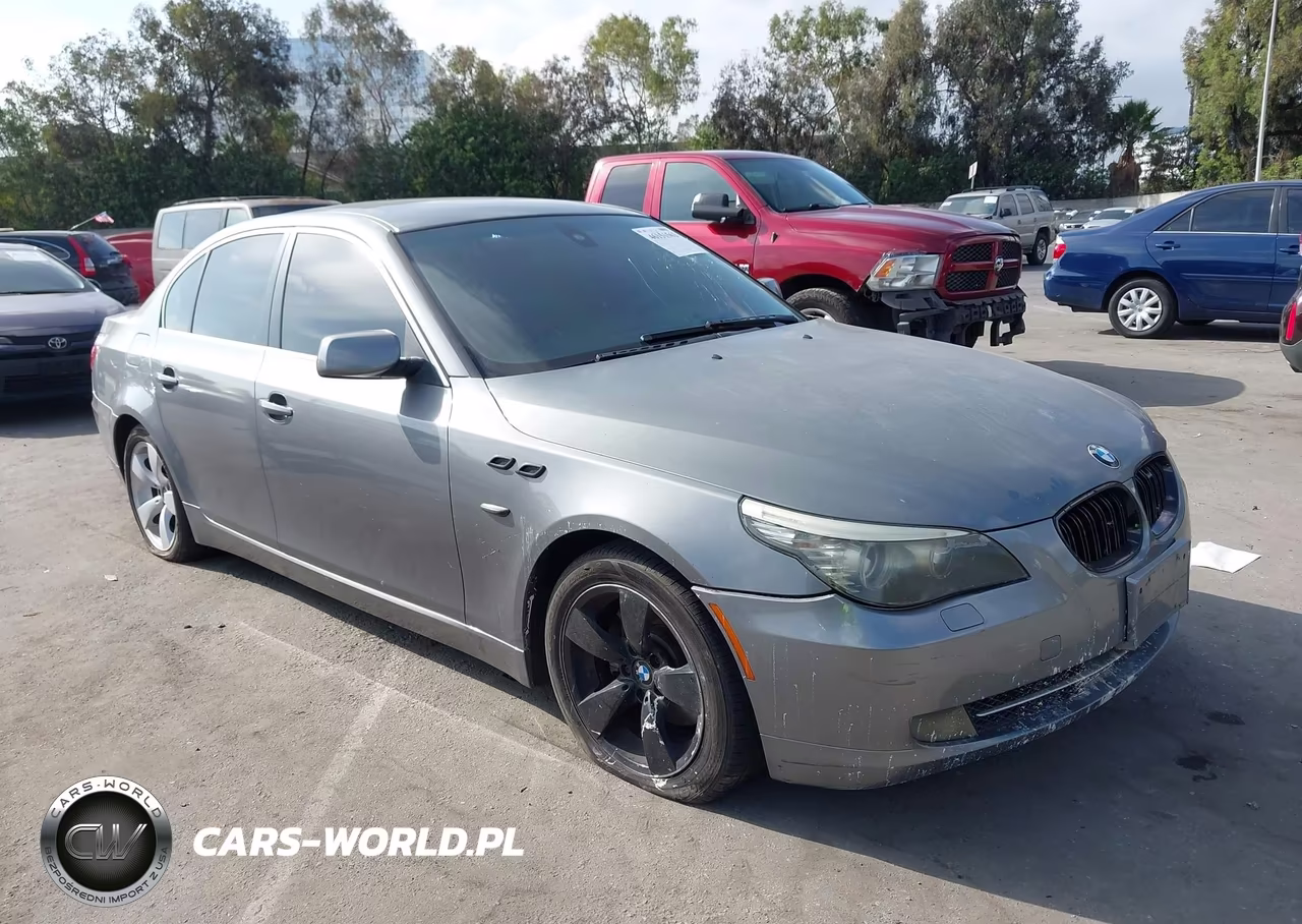 2008 BMW 528I
