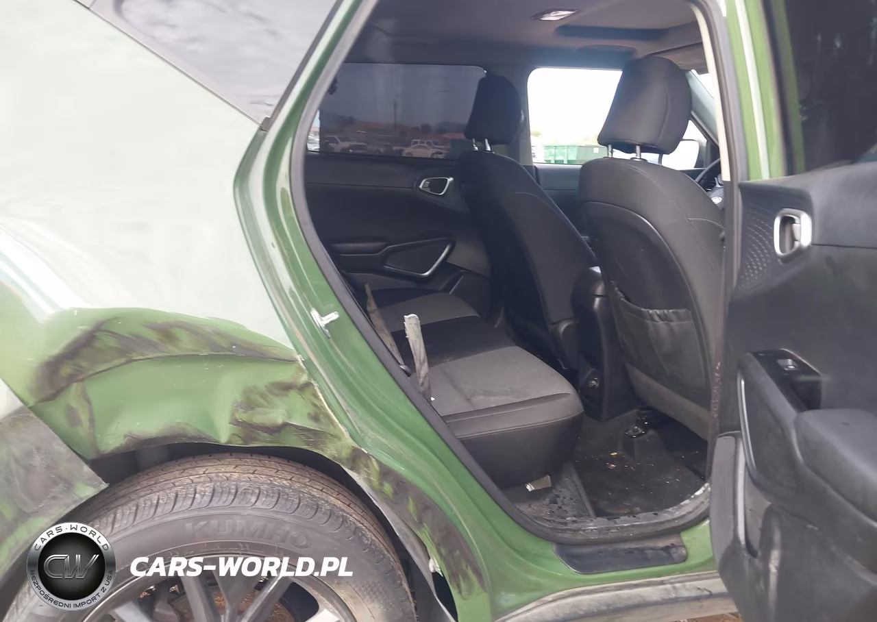 2021 Kia Soul Ex VIN:KNDJ33AU2M7127604 - 8