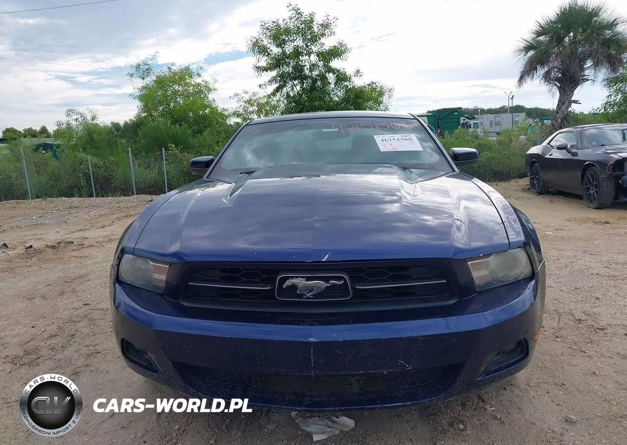 2011 Ford Mustang V6 Premium VIN:1ZVBP8AM1B5153090 - 6