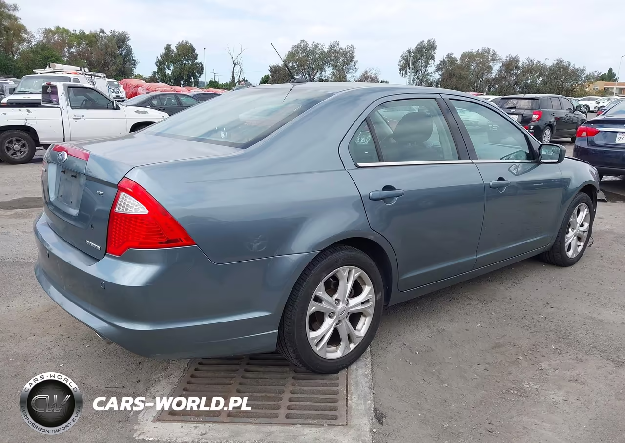 2012 Ford Fusion Se VIN:3FAHP0HG0CR397171 - 4