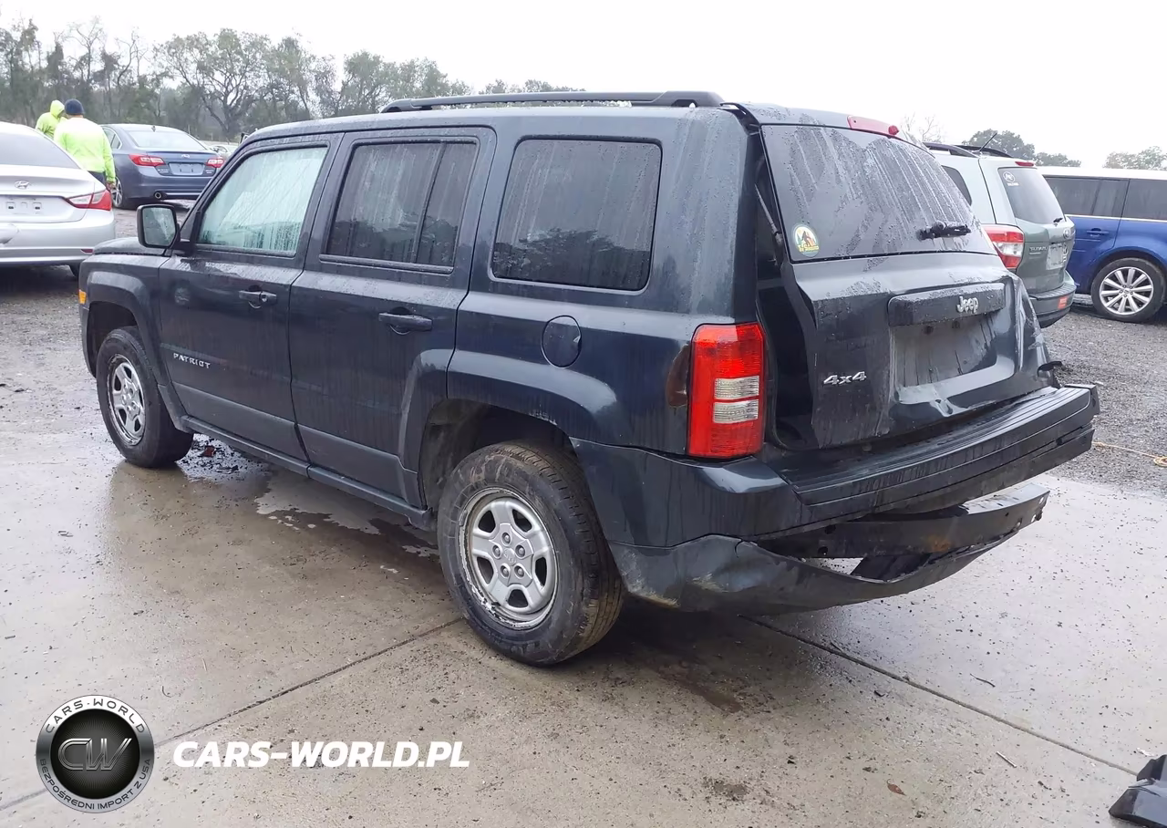 2015 Jeep Patriot Sport VIN:1C4NJRBB1FD135205 - 3