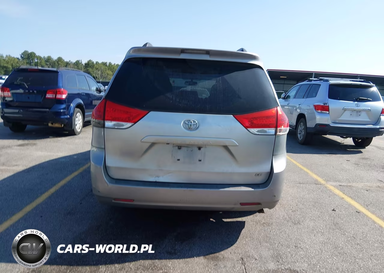 2013 Toyota Sienna Le V6 8 Passenger VIN:5TDKK3DC0DS301105 - 16