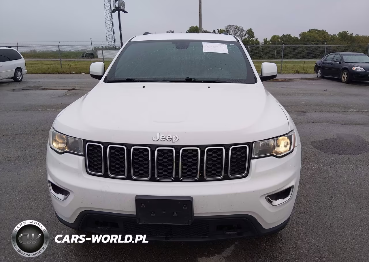 2018 Jeep Grand Cherokee Laredo VIN:1C4RJFAG4JC328623 - 12