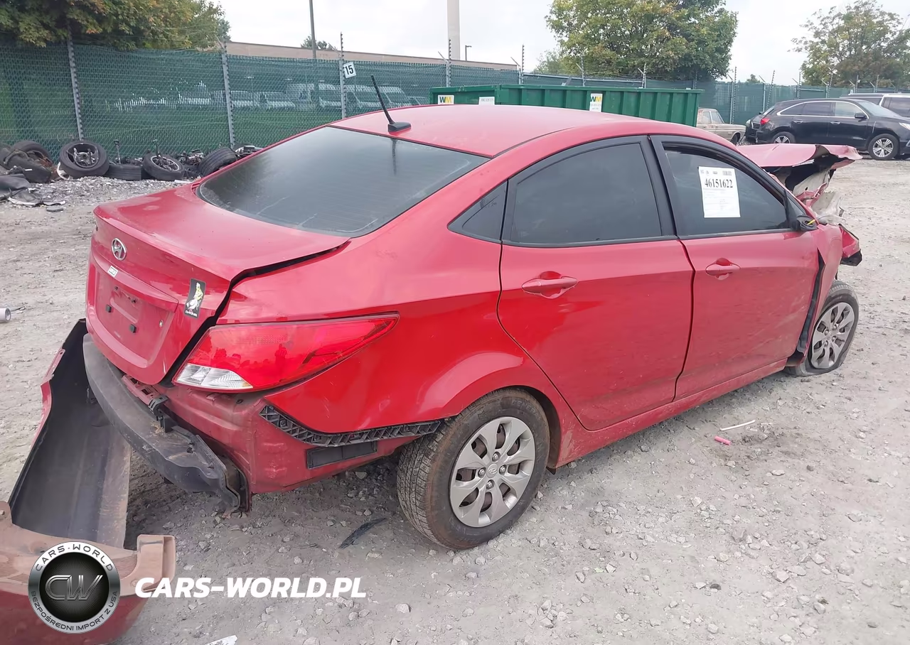 2015 Hyundai Accent Gls VIN:KMHCT4AE7FU917763 - 4