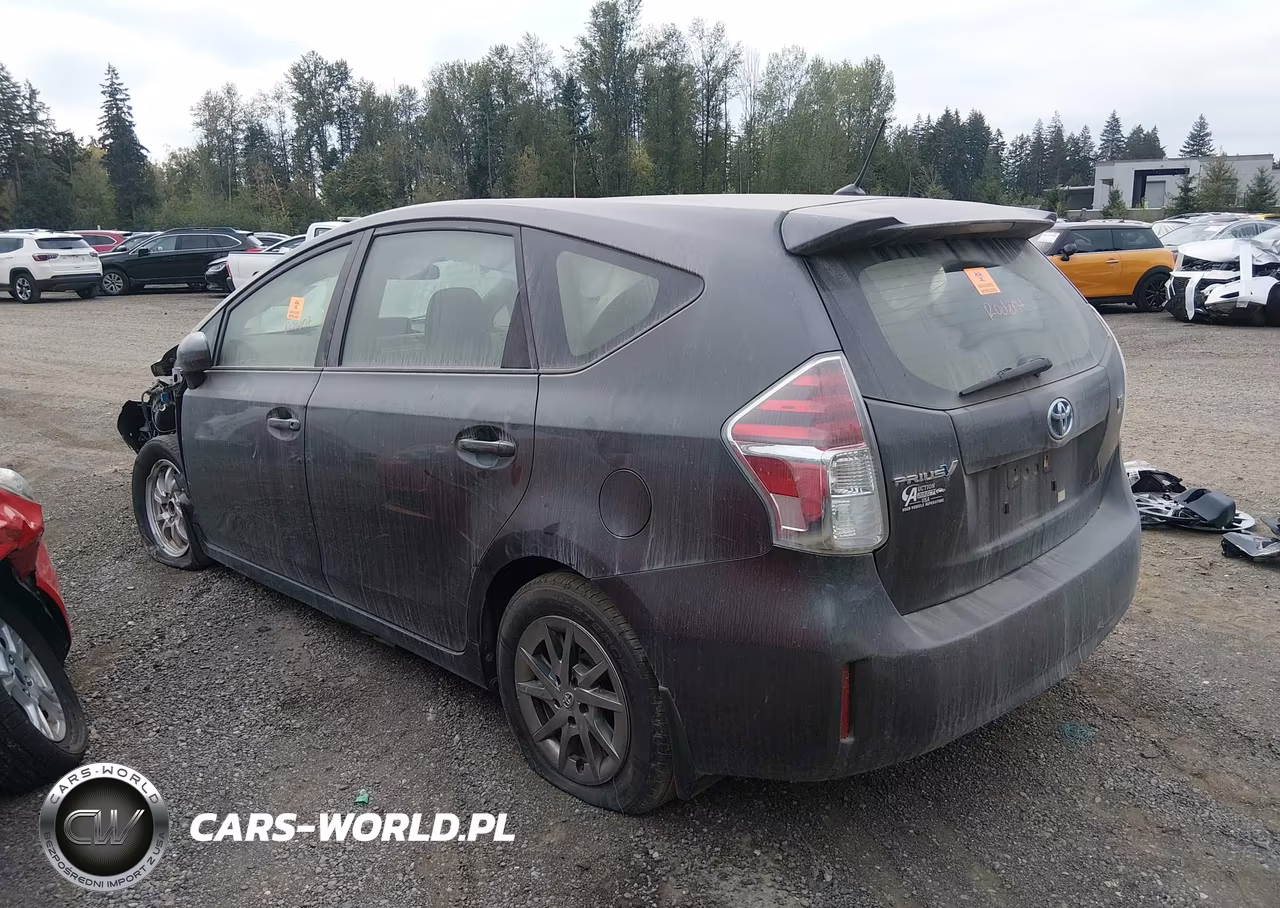2017 Toyota Prius V Two VIN:JTDZN3EU8HJ063505 - 3