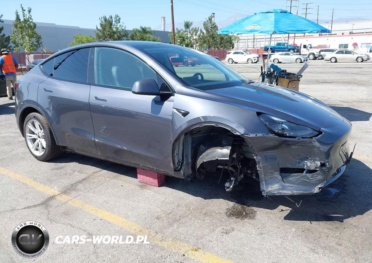 2023 Tesla Model Y Awd-Long Range Dual Motor All-Wheel Drive – zdjęcie 1 z 20
