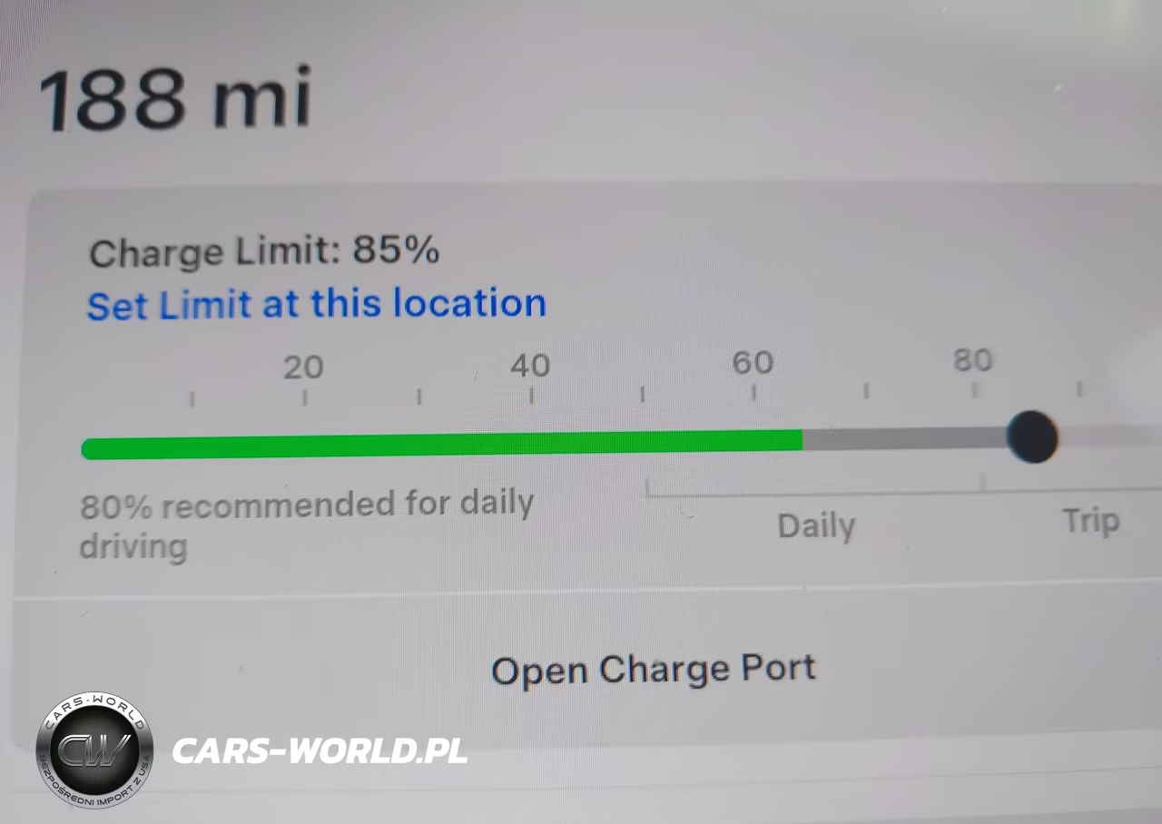 2023 Tesla Model Y Awd-Long Range Dual Motor All-Wheel Drive VIN:7SAYGDEE6PF902757 - 18
